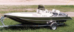 bay boat fueraborda