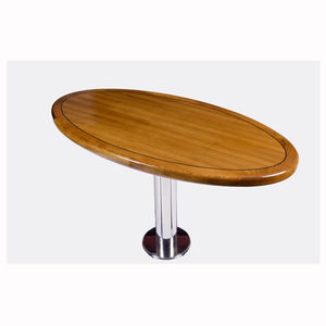 mesa de cockpit para yate