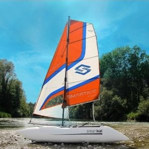 catamarán deportivo de recreo