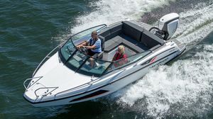 cabin-cruiser fueraborda / open / 6 personas máx.