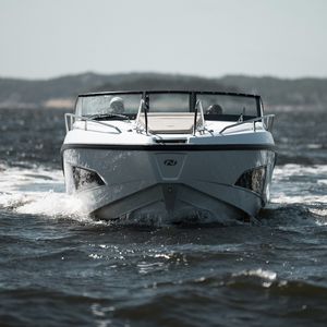 cabin-cruiser fueraborda 1