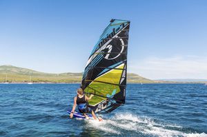 vela de windsurf de slalom 1