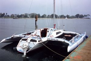 trimarán