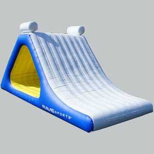 juego acuático tobogán 1