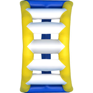 juego acuático cubierta