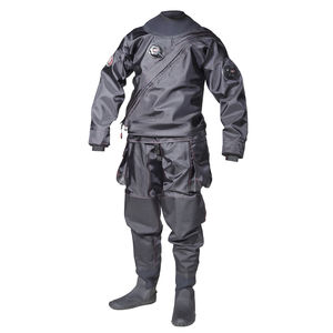 traje de buceo 1