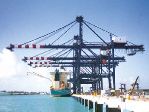 grúa pórtico para contenedores super post-panamax