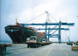 grúa pórtico para contenedores super post-panamax