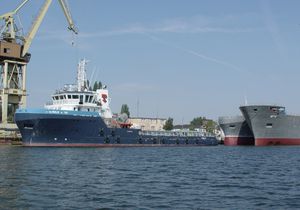 buque especial buque anchor handling tug AHT