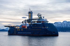 buque de servicio offshore para parques éolicos 1
