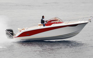 cabin-cruiser fueraborda