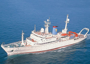 buque para investigación oceanográfica