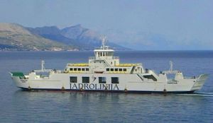 ferri de pasajeros Ro-Ro