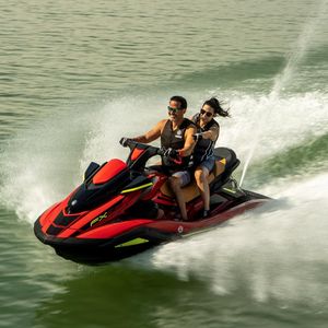 moto de agua sedente