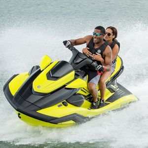 moto de agua sedente