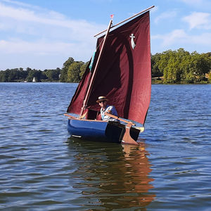 barco de vela ligera individual