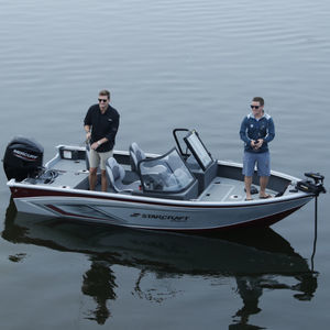 bay boat fueraborda 1