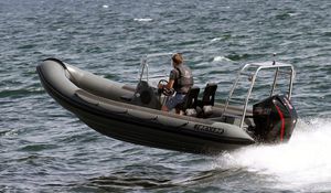 barco profesional barco de vigilancia 1