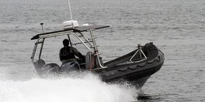 barco profesional barco de vigilancia 1