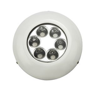 iluminación subacuática para barco