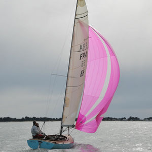 velero clásico / daysailer / con popa abierta / de madera
