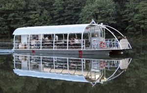 barco turístico