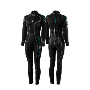 traje húmedo de buceo
