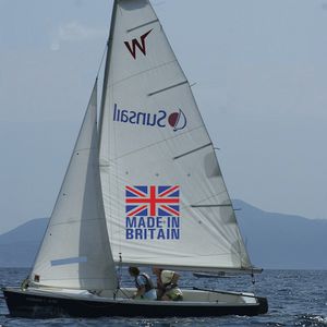 barco de vela ligera doble