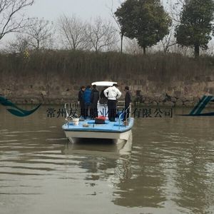 barco profesional embarcación de servicio portuario