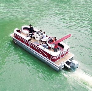 barco pontón fueraborda 1