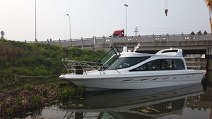 barco profesional barco de vigilancia