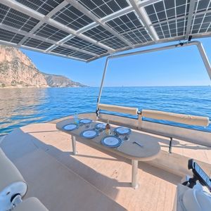 barco open catamarán