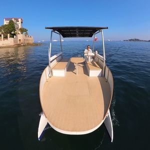 barco open catamarán