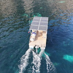 barco open catamarán