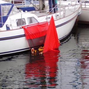 sistema de rescate hombre al agua para barco