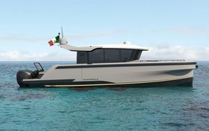 barco cabinado fueraborda