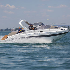 cabin-cruiser intraborda