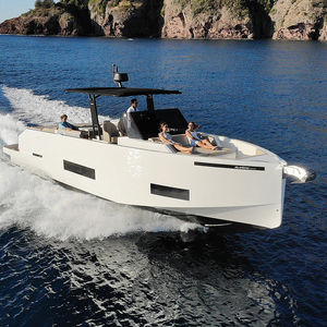 barco cabinado intraborda