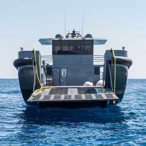buque especial de vigilancia / de desembarco