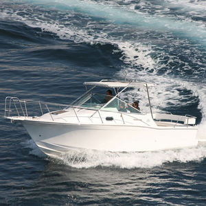 cabin-cruiser intraborda