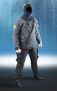 traje seco de buceo 1