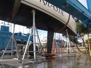 cuna para barco a motor 1