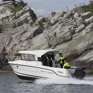 cabin-cruiser fueraborda