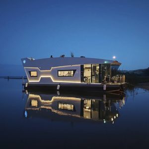 barco casa multicasco