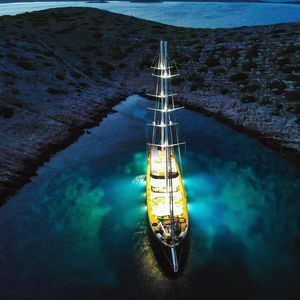 iluminación subacuática para barco