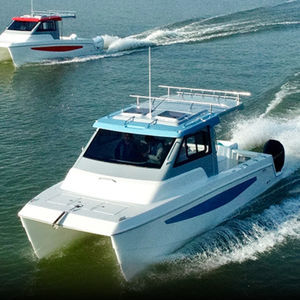 barco open catamarán