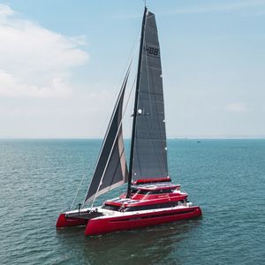yate de vela catamarán
