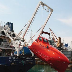 pescante para bote salvavidas de caída libre