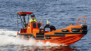 barco profesional embarcación de servicio offshore 1