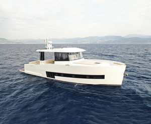 barco cabinado intraborda